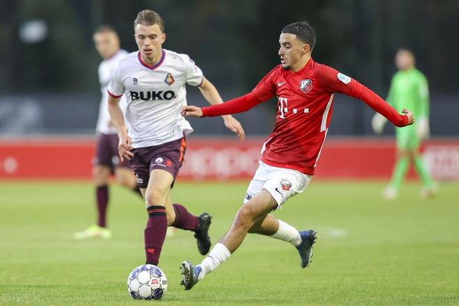 备追赶甚至 备追赶甚至