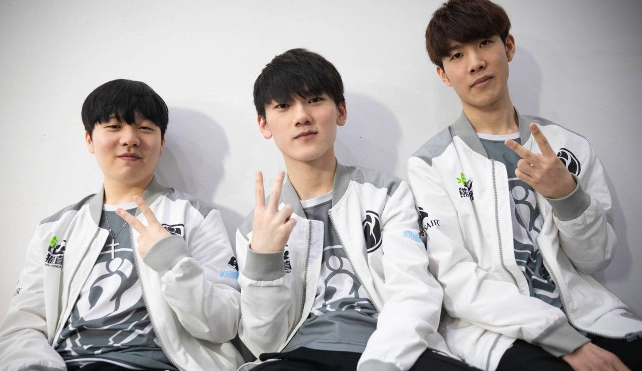 是年轻选手 是年轻选手